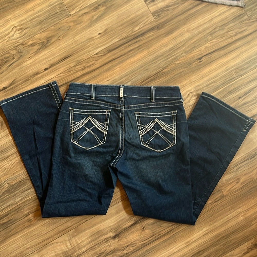 EUC Ariat Western Boot Cut Denim Jeans Women’s Size 32R.